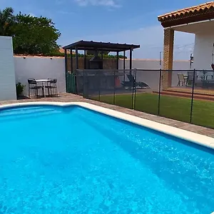 https://chalet-hercules-la-barrosa.es-andalucia.com